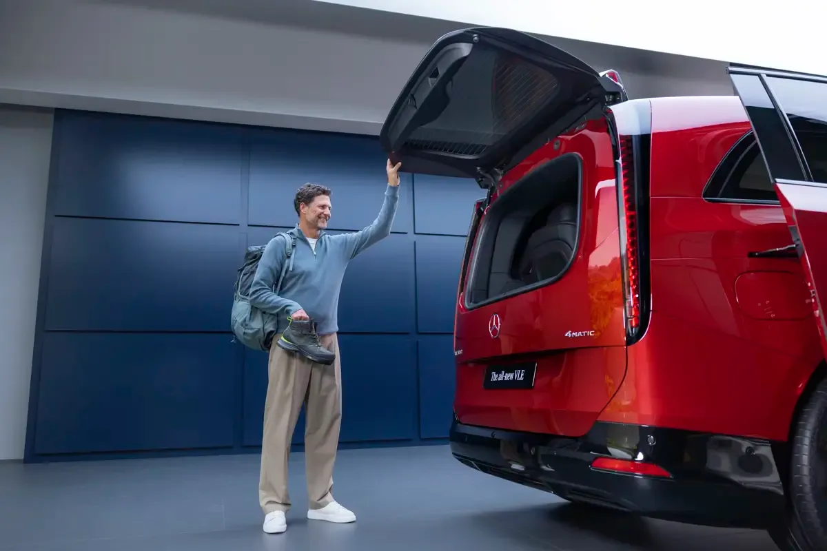 Elettronauti - Mercedes-Benz VLE 300 - Vano di carico - Bagagliaio