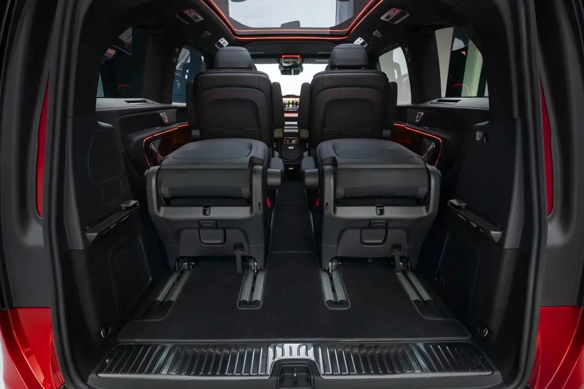 Elettronauti - Mercedes-Benz VLE 300 - Nero - Vano di carico - Bagagliaio