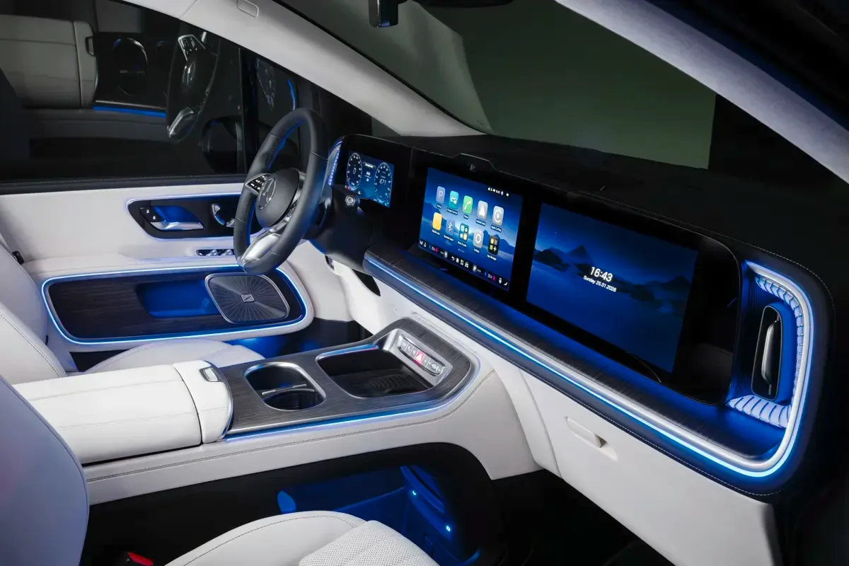 Elettronauti - Mercedes-Benz VLE 300 - Infotainment