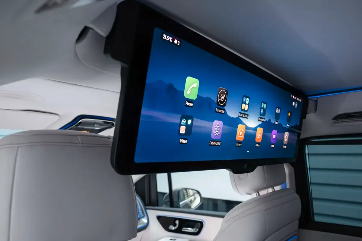 Elettronauti - Mercedes-Benz VLE 300 - Infotainment