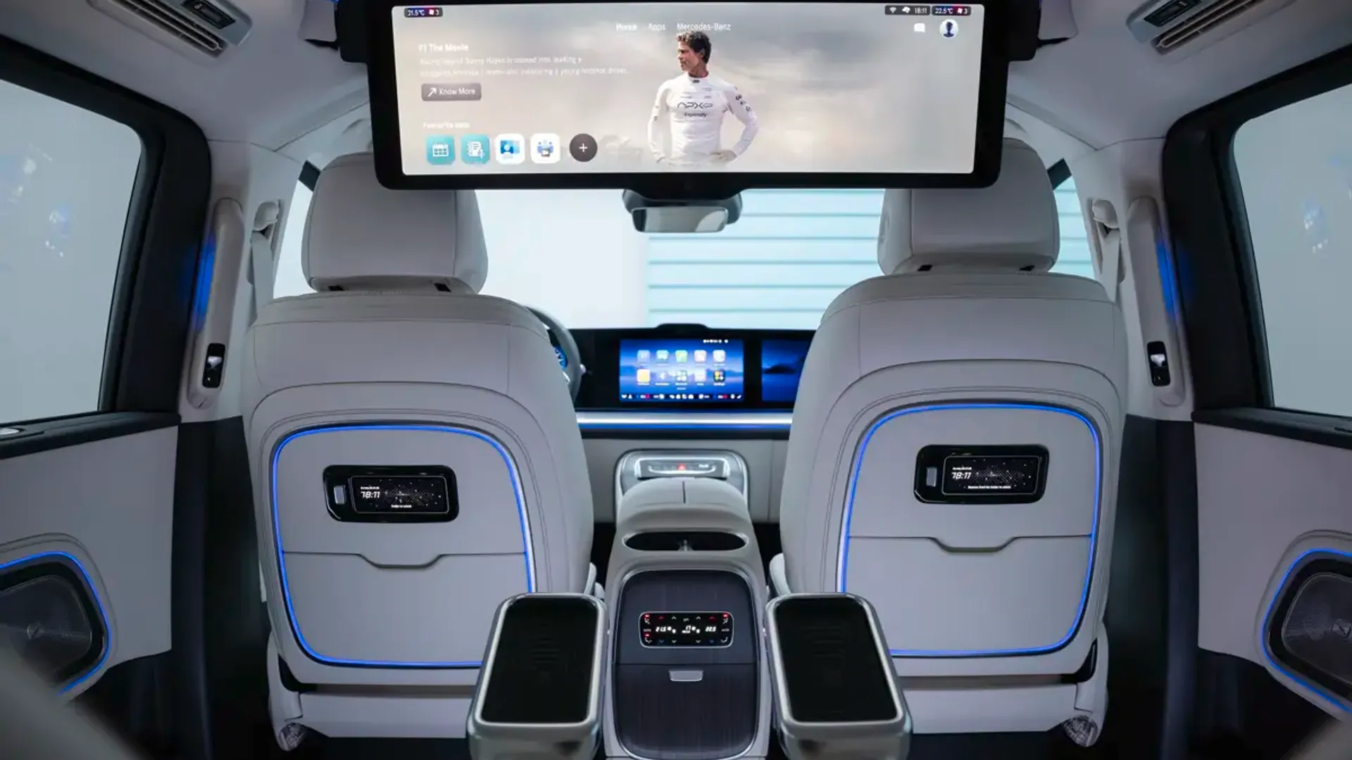 Elettronauti - Mercedes-Benz VLE 300 - Infotainment - Vista della plancia