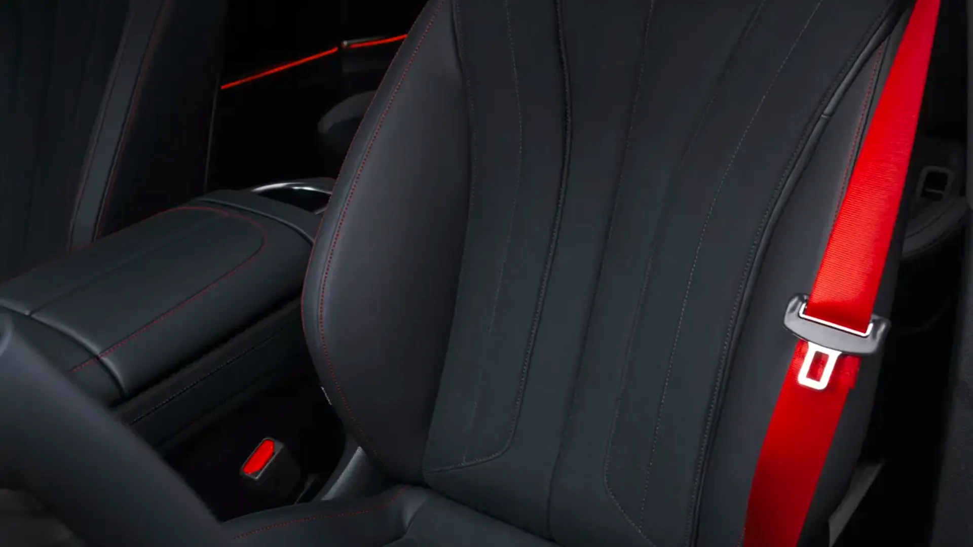 Elettronauti - Mercedes-Benz VLE 300 - Sedili - Sedili anteriori