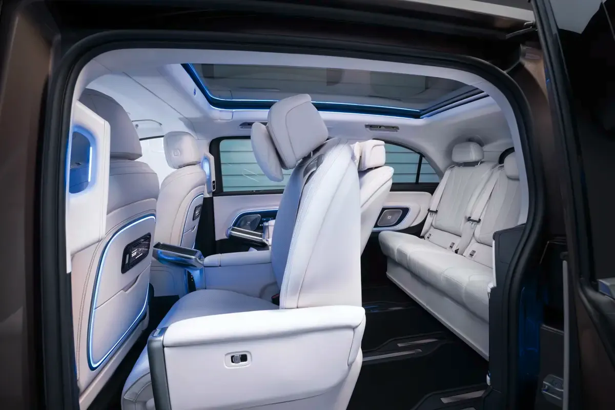 Elettronauti - Mercedes-Benz VLE 300 - Sedili - Sedili posteriori
