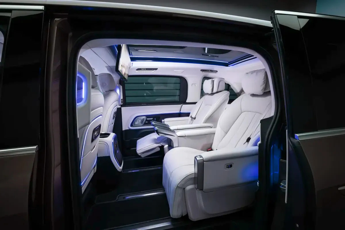 Elettronauti - Mercedes-Benz VLE 300 - Nero - Sedili - Sedili posteriori