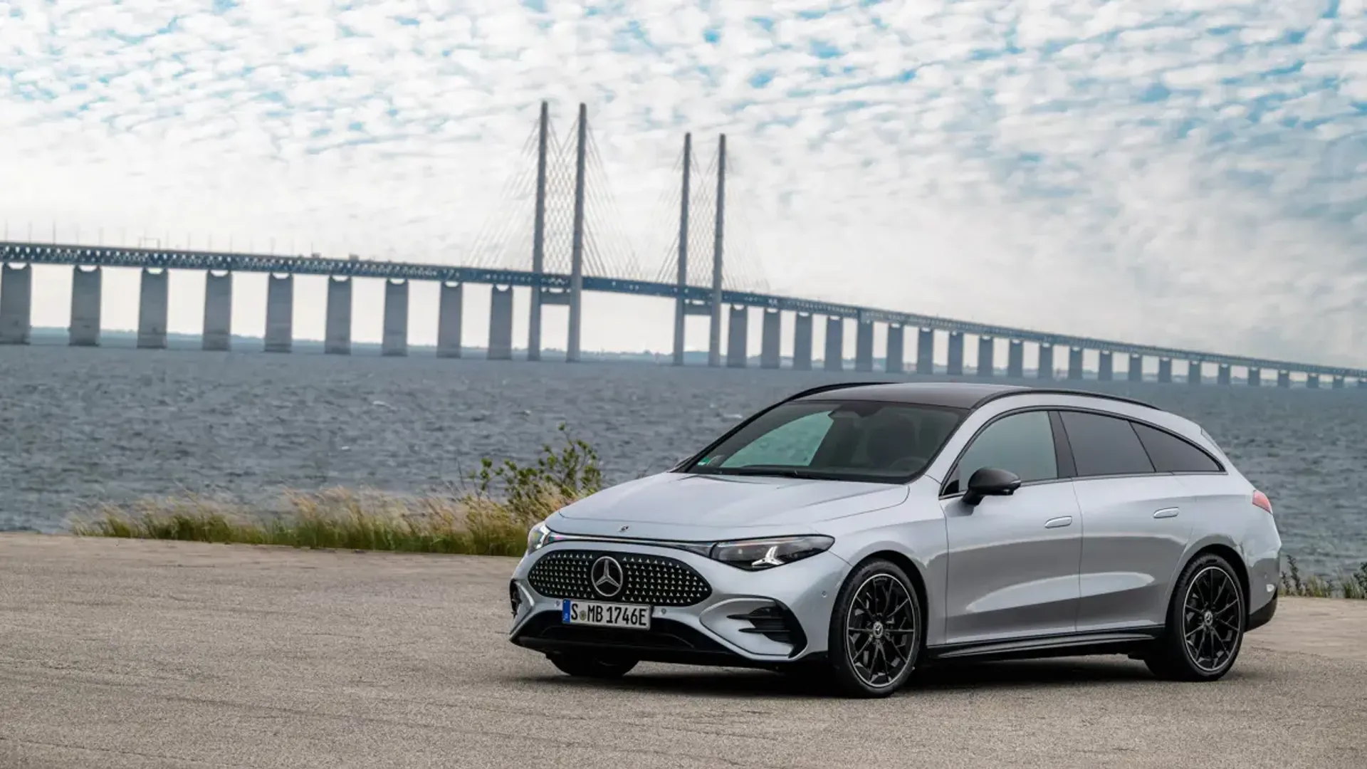 Elettronauti - Mercedes CLA 200 Shooting Brake - Bianco - Esterno - Vista anteriore a tre quarti
