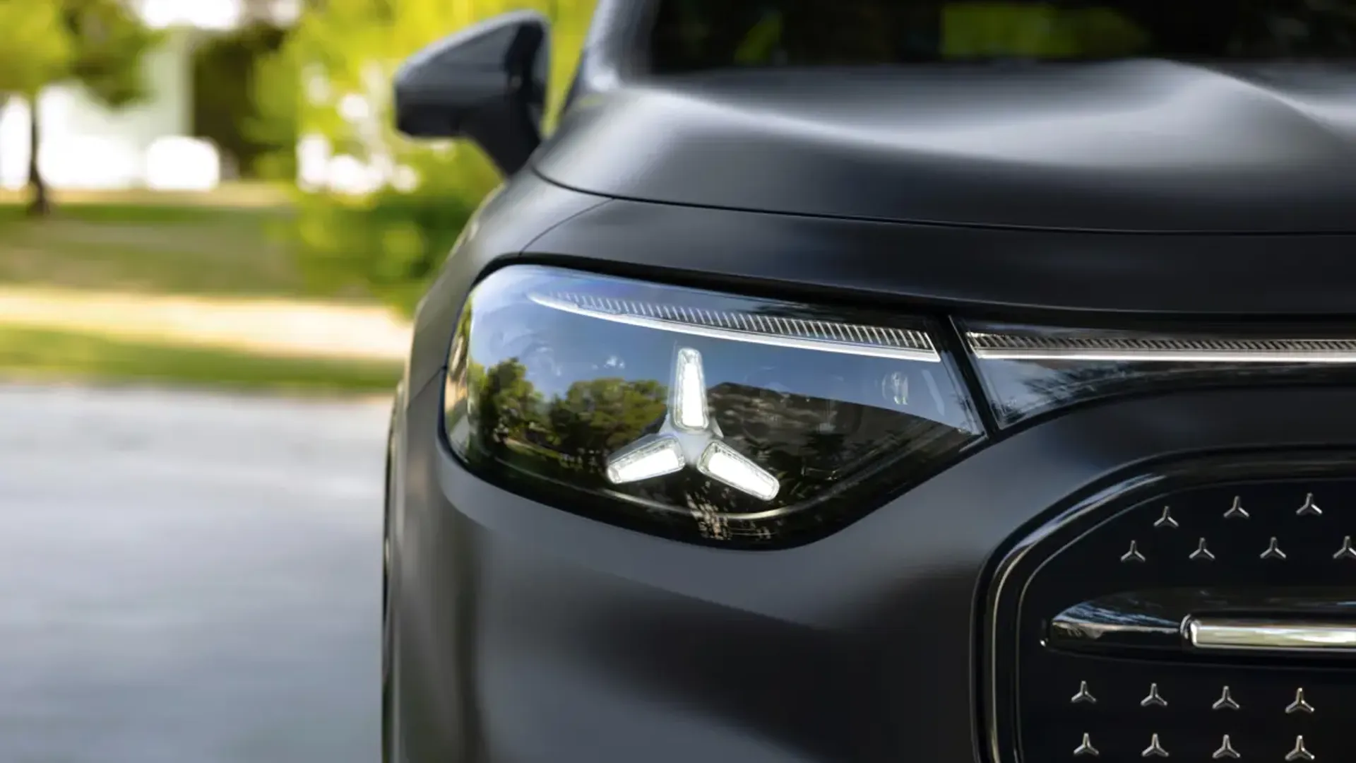 Elettronauti - Mercedes GLB 350 4MATIC - Esterno - Vista anteriore