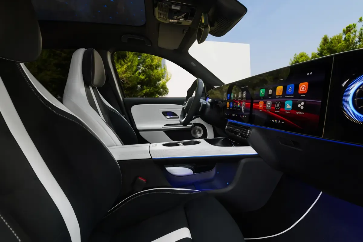 Elettronauti - Mercedes GLB 350 4MATIC - Nero - Sedili - Sedili anteriori