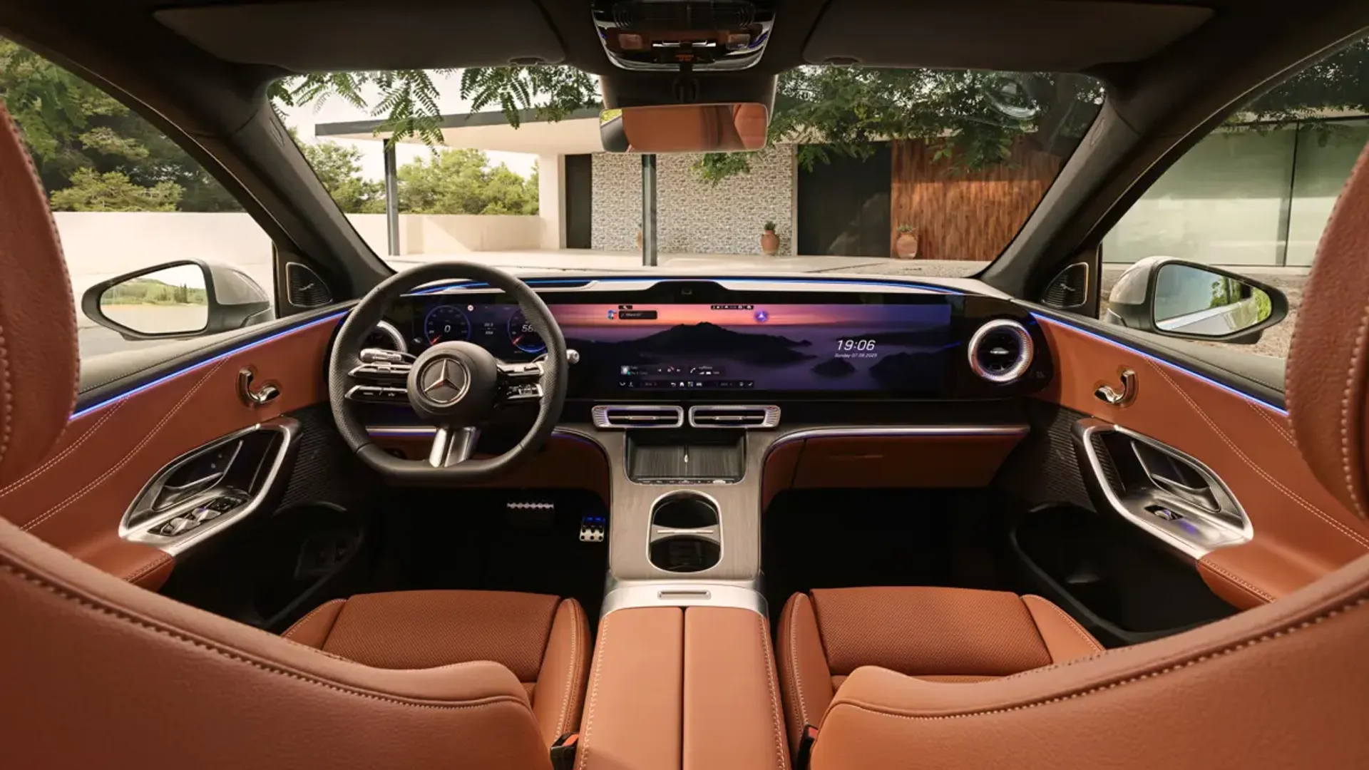 Elettronauti - Mercedes-Benz GLC 250 - Nero - Plancia - Vista della plancia