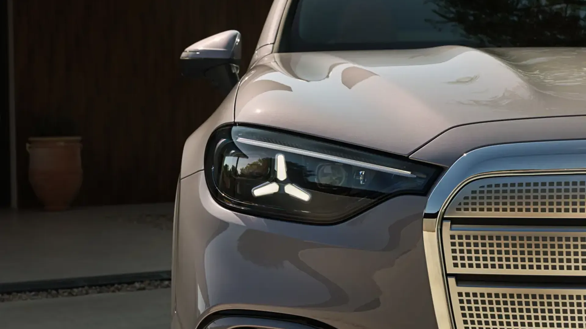 Elettronauti - Mercedes-Benz GLC 250 - Grigio - Esterno - Vista anteriore