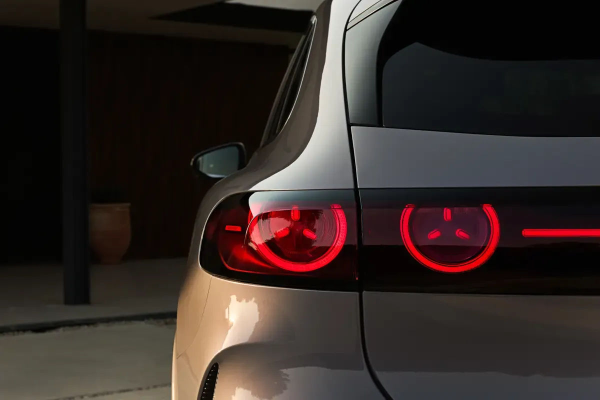 Elettronauti - Mercedes-Benz GLC 250 - Esterno - Vista posteriore