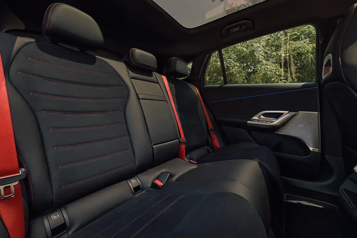 Elettronauti - Mercedes-Benz GLC 250 - Beige - Sedili - Sedili posteriori