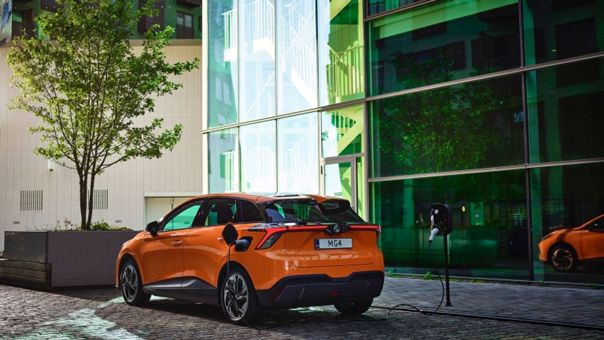 MG MG4 Electric 77 kWh