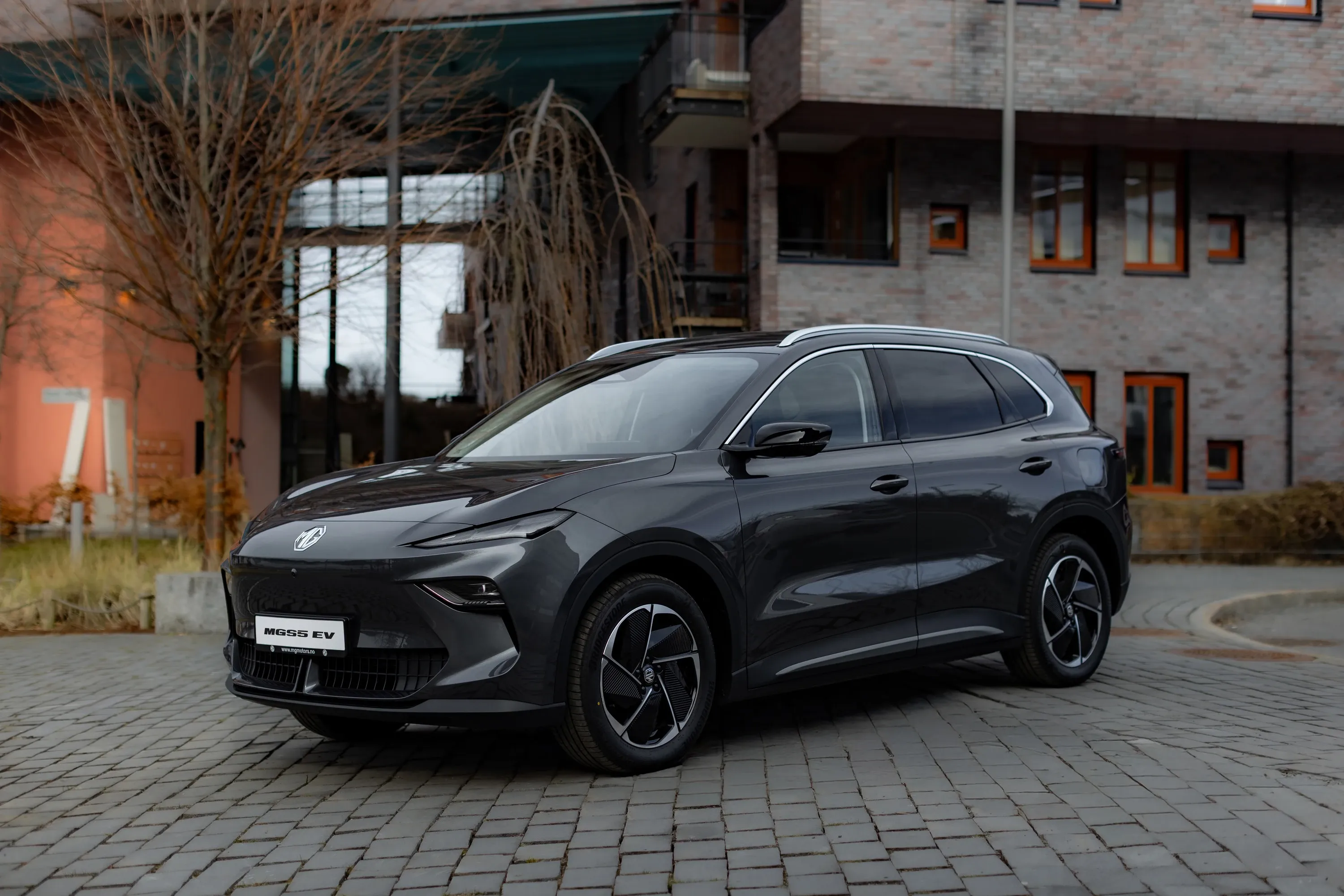 MG MGS5 EV Long Range