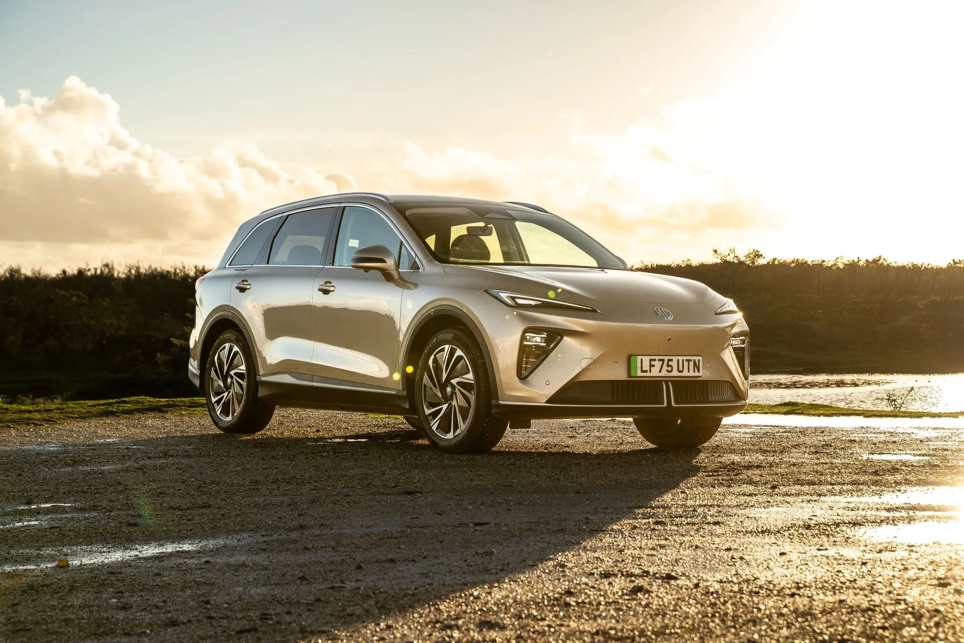 MG MGS6 EV AWD