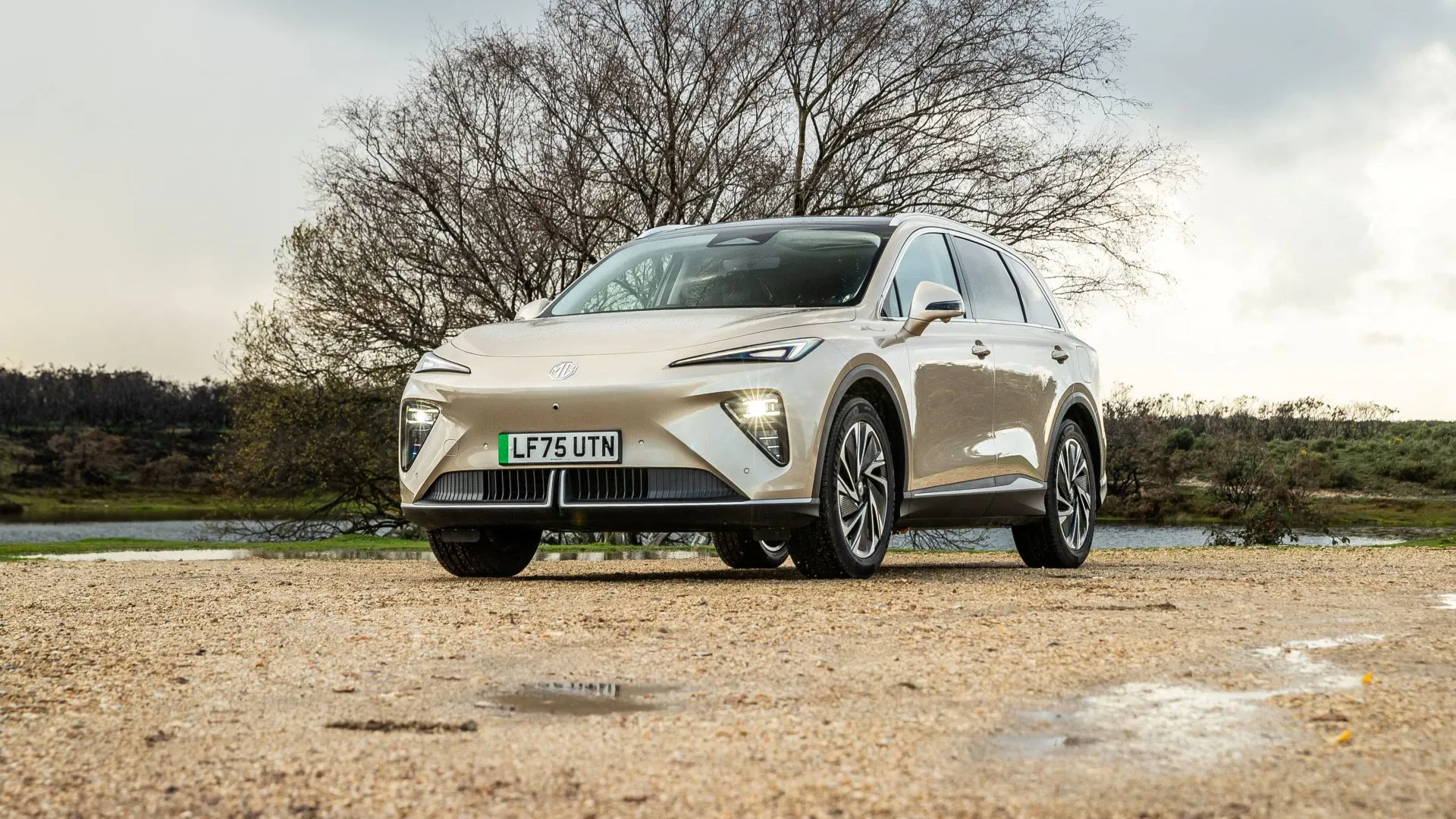 MG MGS6 EV AWD