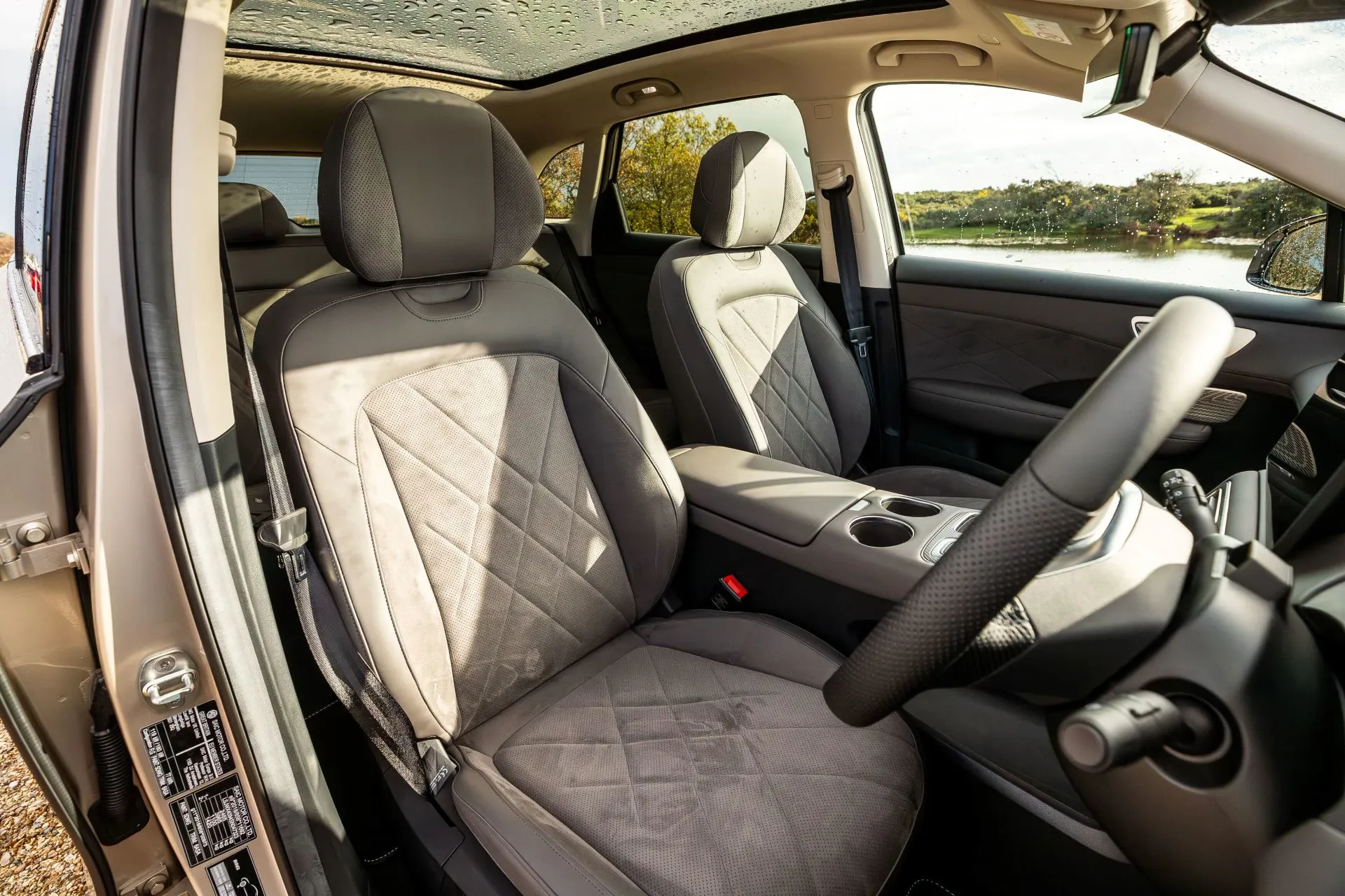 MG MGS6 EV AWD