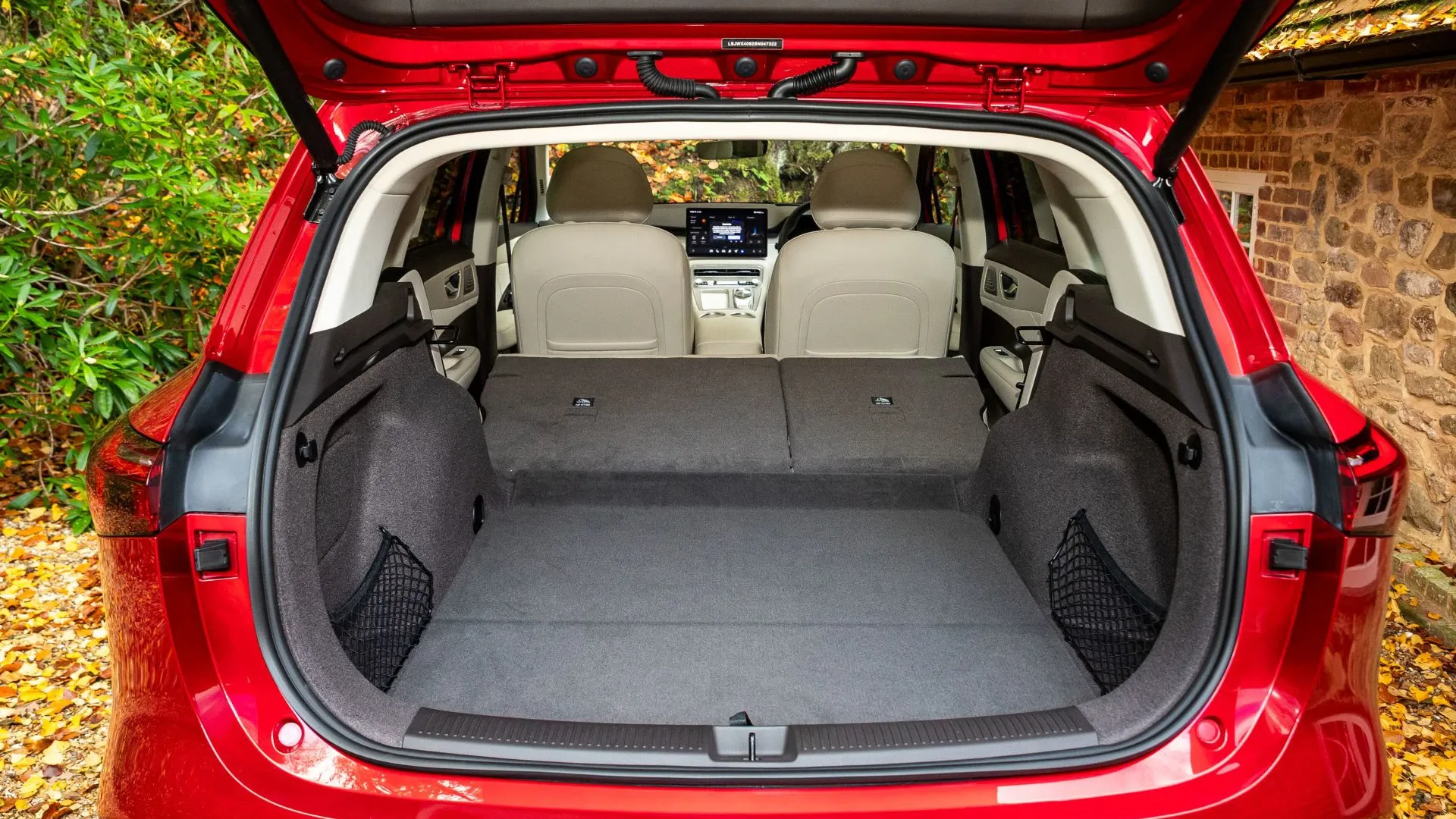 MG MGS6 EV AWD