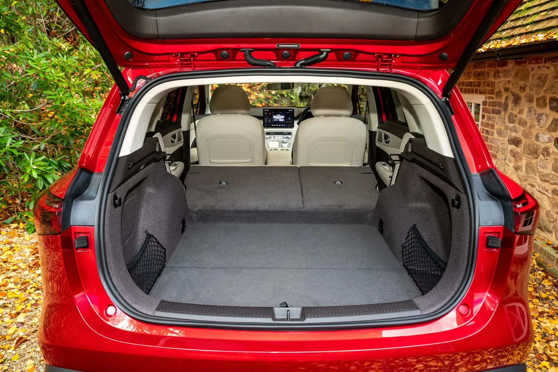 MG MGS6 EV AWD