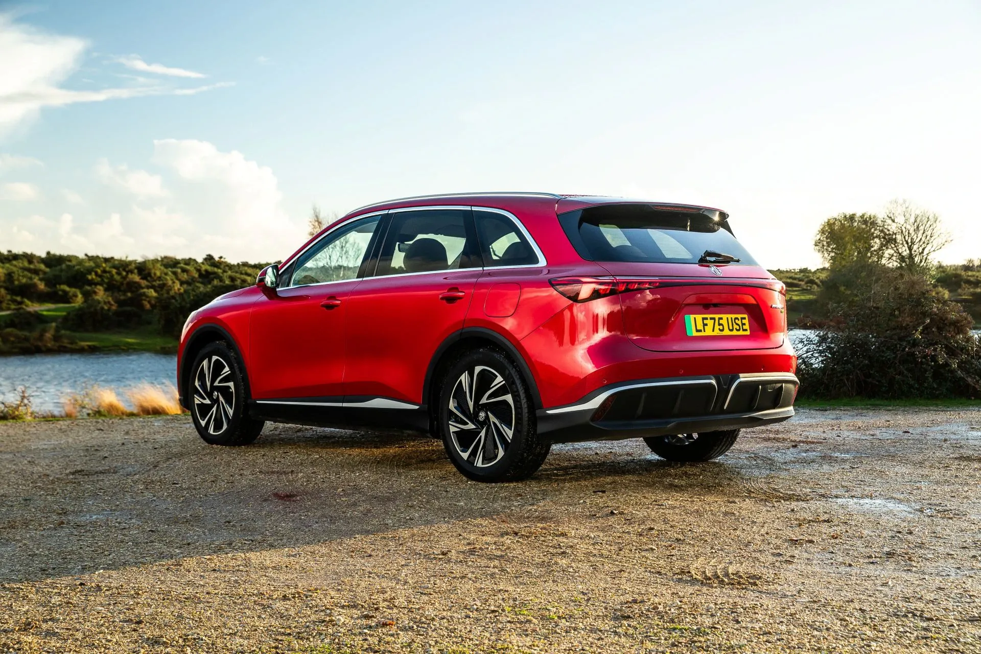 MG MGS6 EV AWD