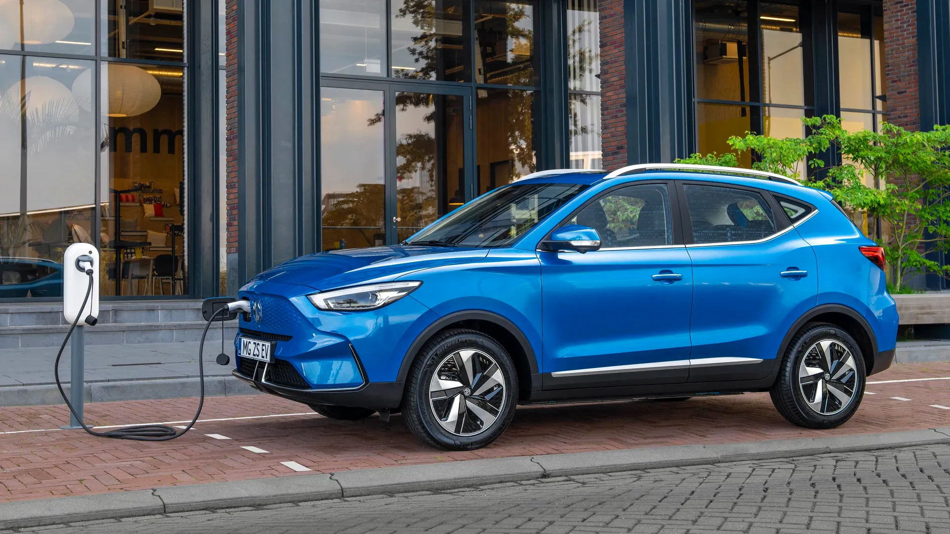 MG ZS EV Long Range