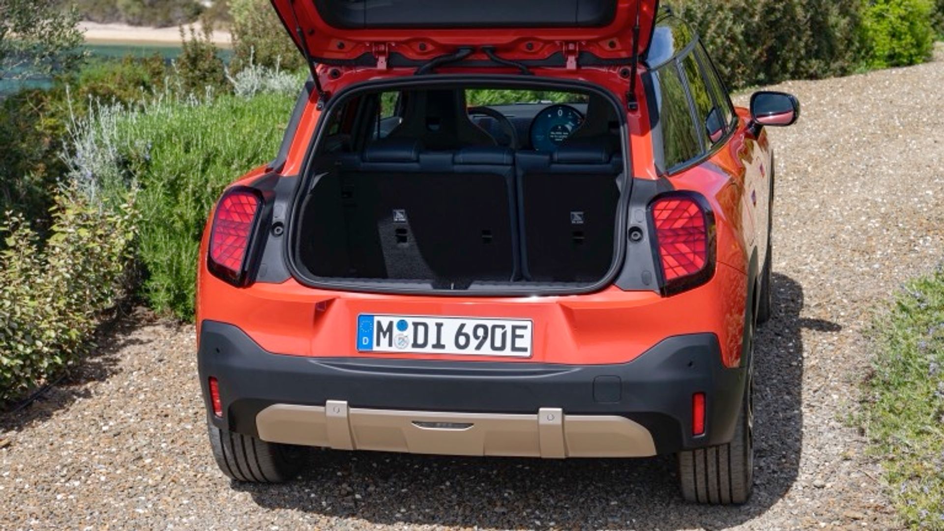Mini Aceman E