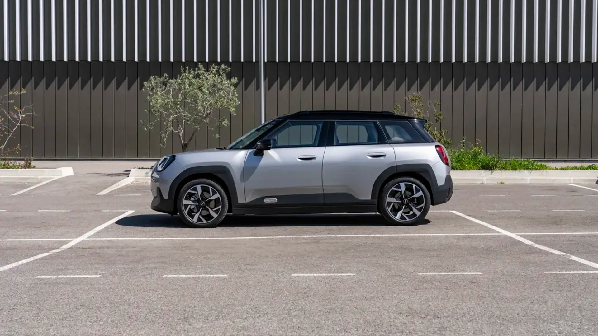Elettronauti - Mini Aceman E - Blu - Esterno - Vista anteriore a tre quarti