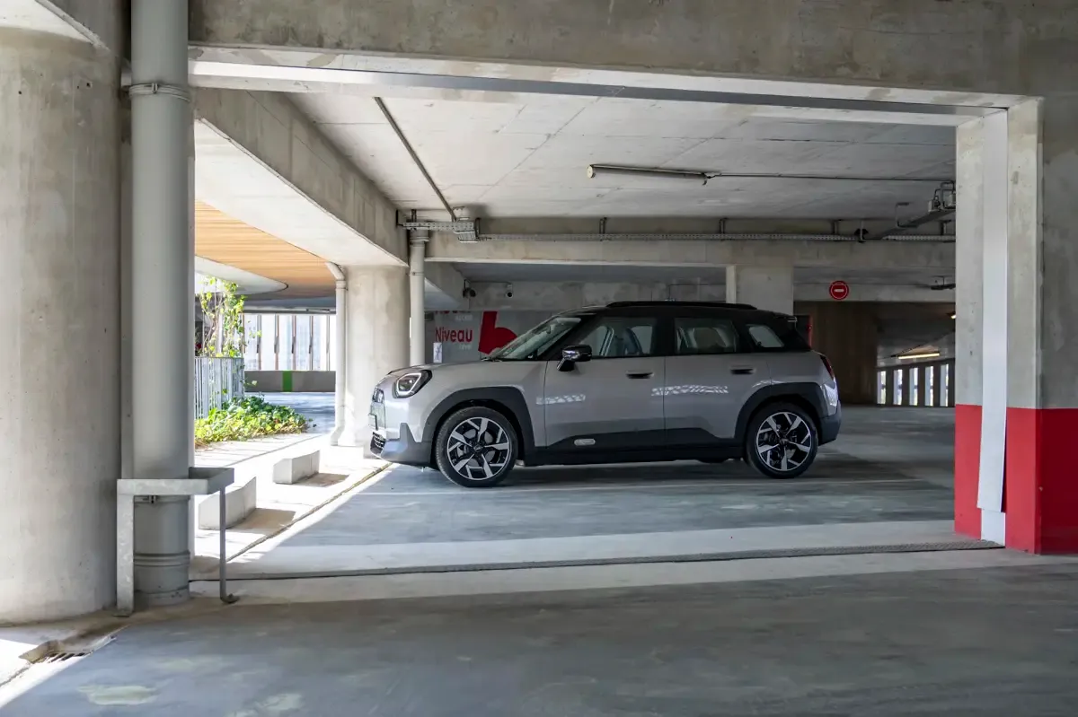 Elettronauti - Mini Aceman E - Blu - Esterno - Vista anteriore a tre quarti