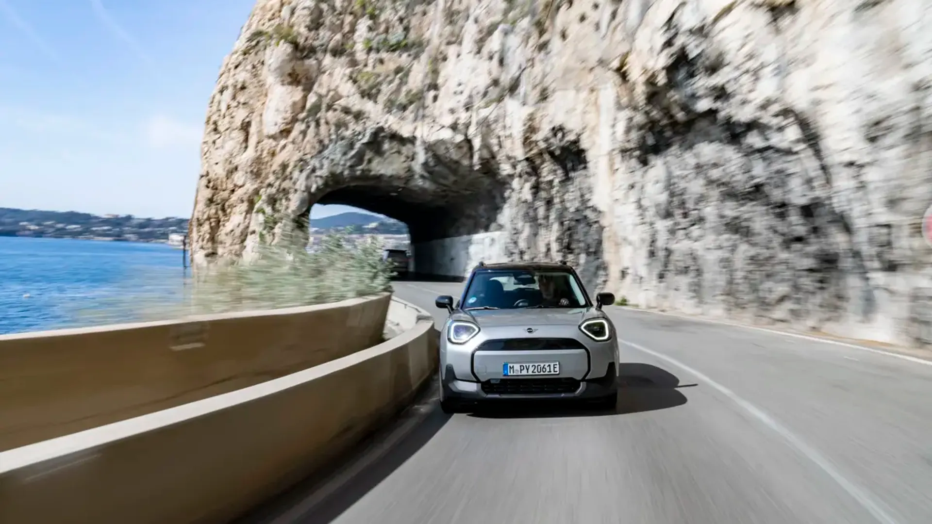 Elettronauti - Mini Aceman E - Bianco - Esterno - Vista anteriore a tre quarti