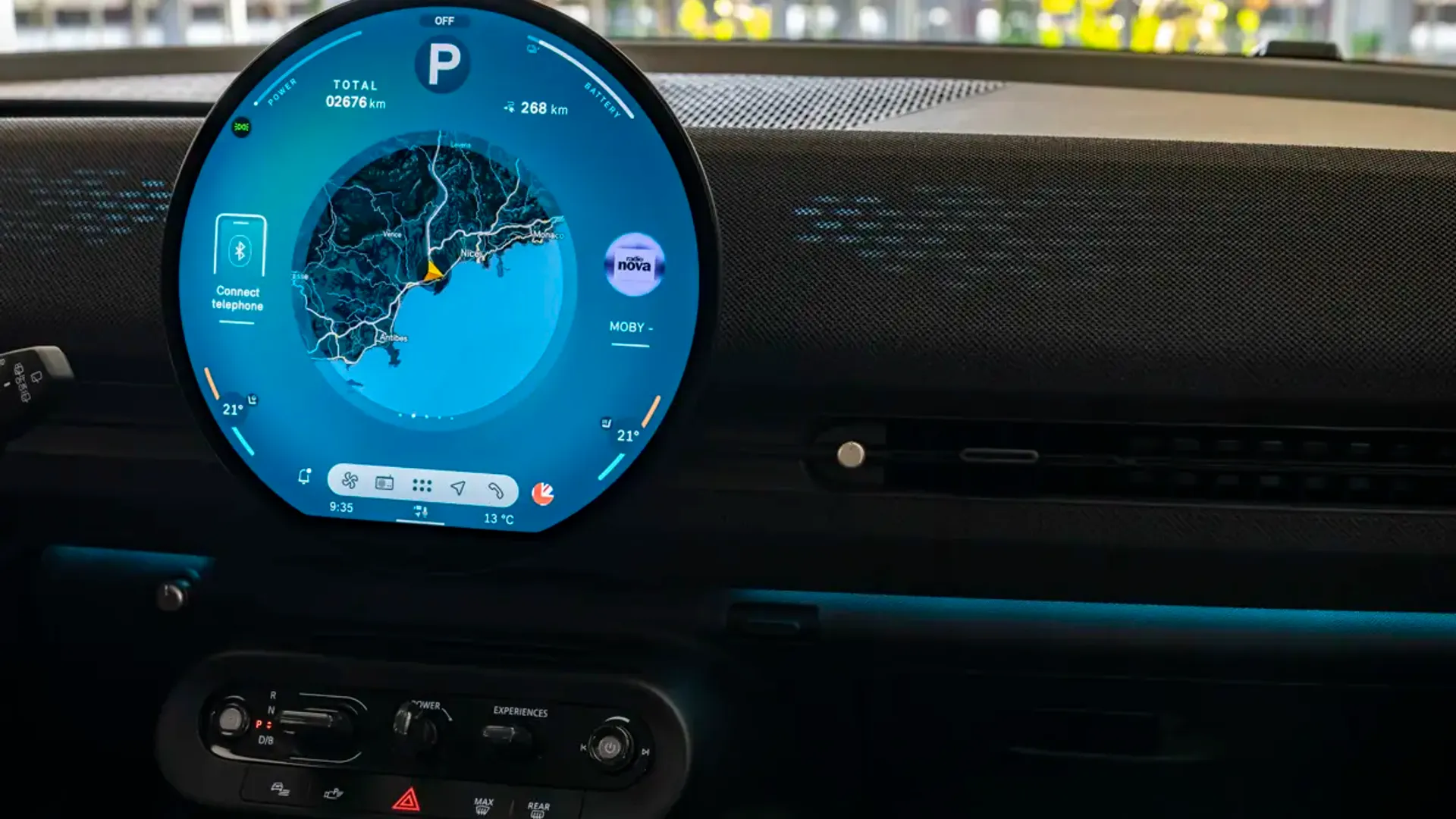 Elettronauti - Mini Aceman E - Infotainment - Vista della plancia