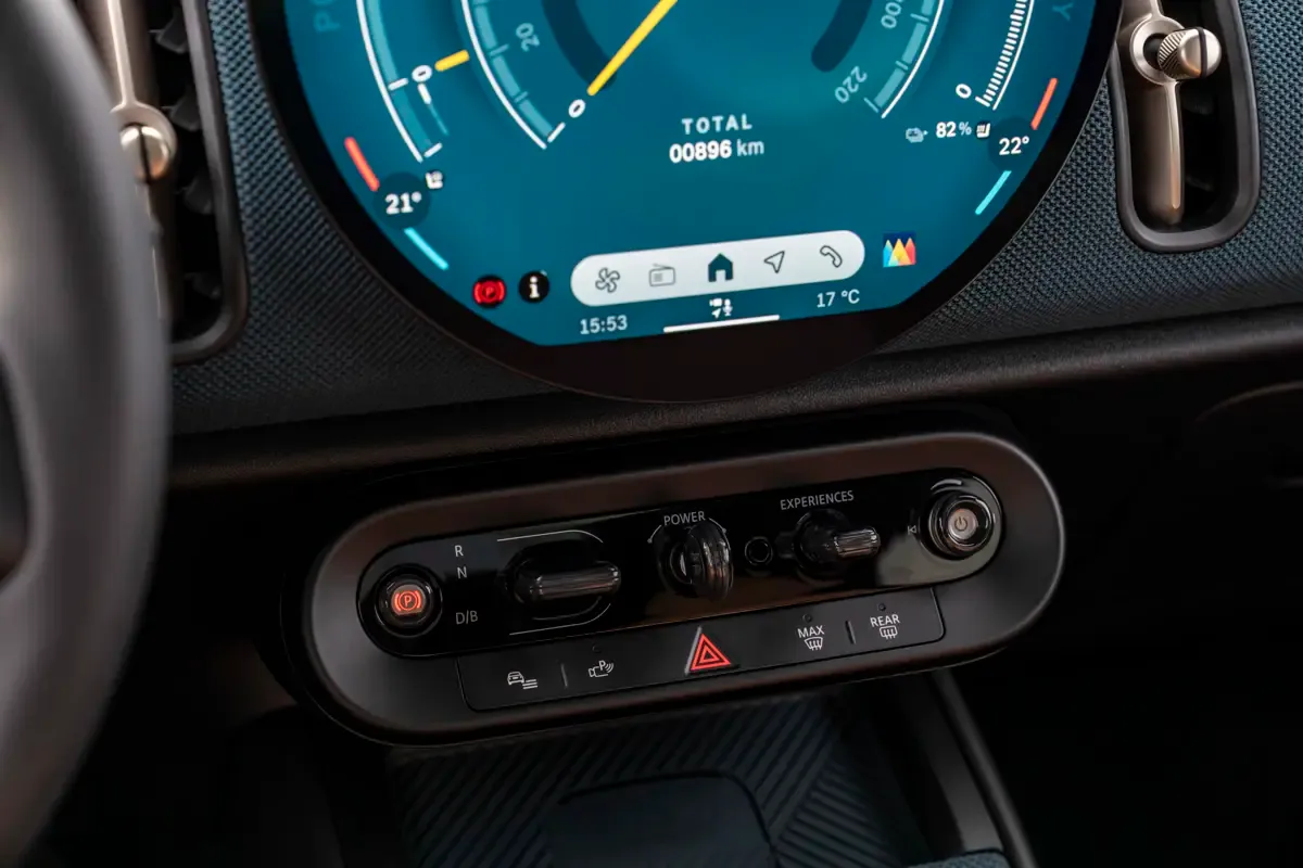 Elettronauti - Mini Countryman E - Blu - Esterno - Vista anteriore a tre quarti