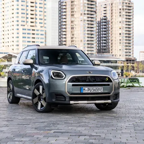 Elettronauti - Mini Countryman E - Verde - Esterno - Vista anteriore a tre quarti