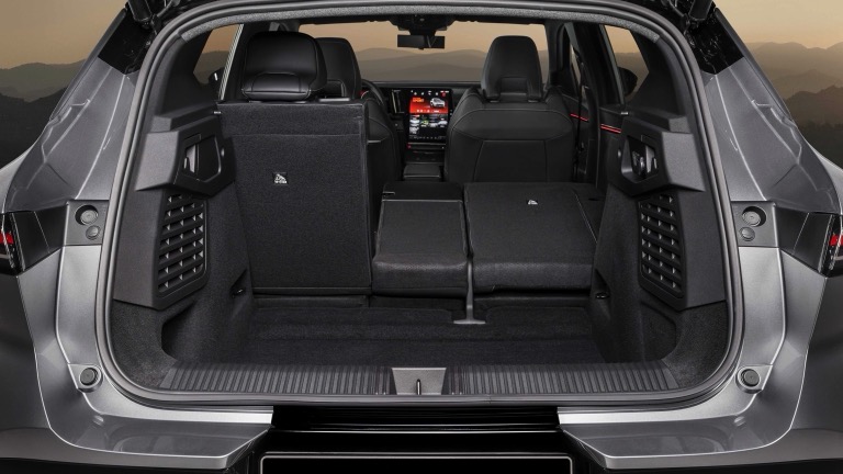 Mitsubishi Eclipse Cross 87 kWh (MY26)