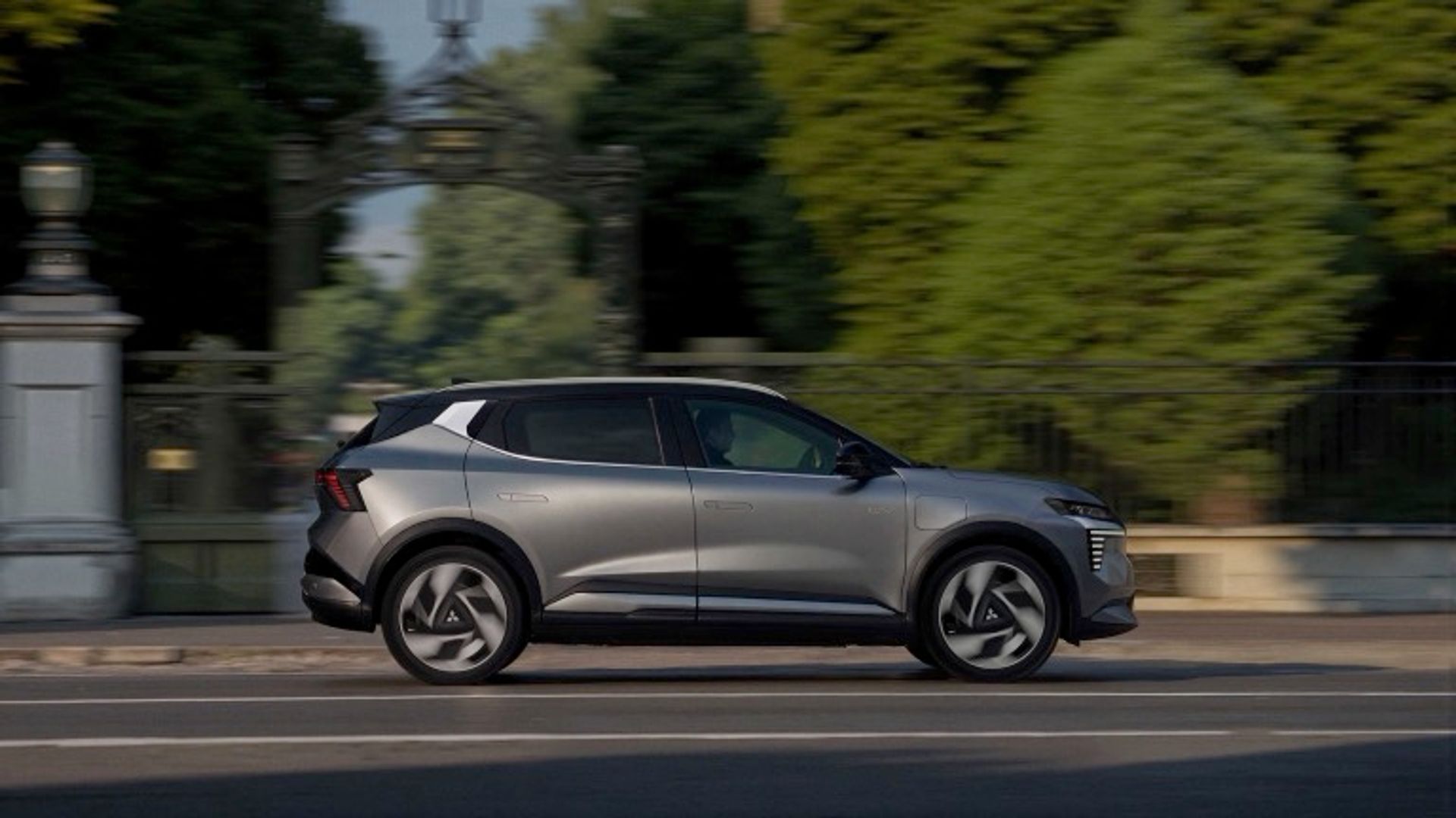 Mitsubishi Eclipse Cross 87 kWh (MY26)