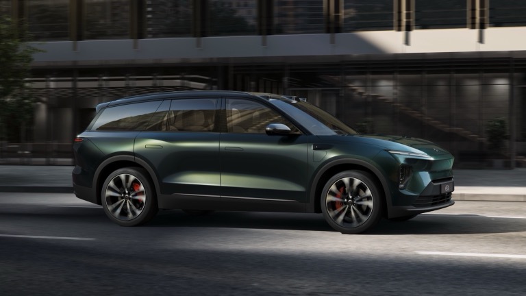 NIO EL8 Standard Range