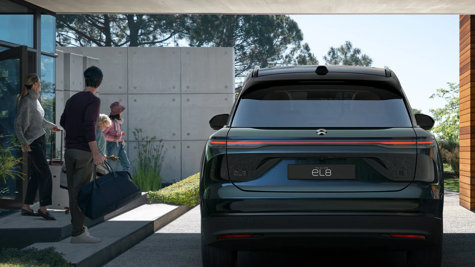 Nio EL8