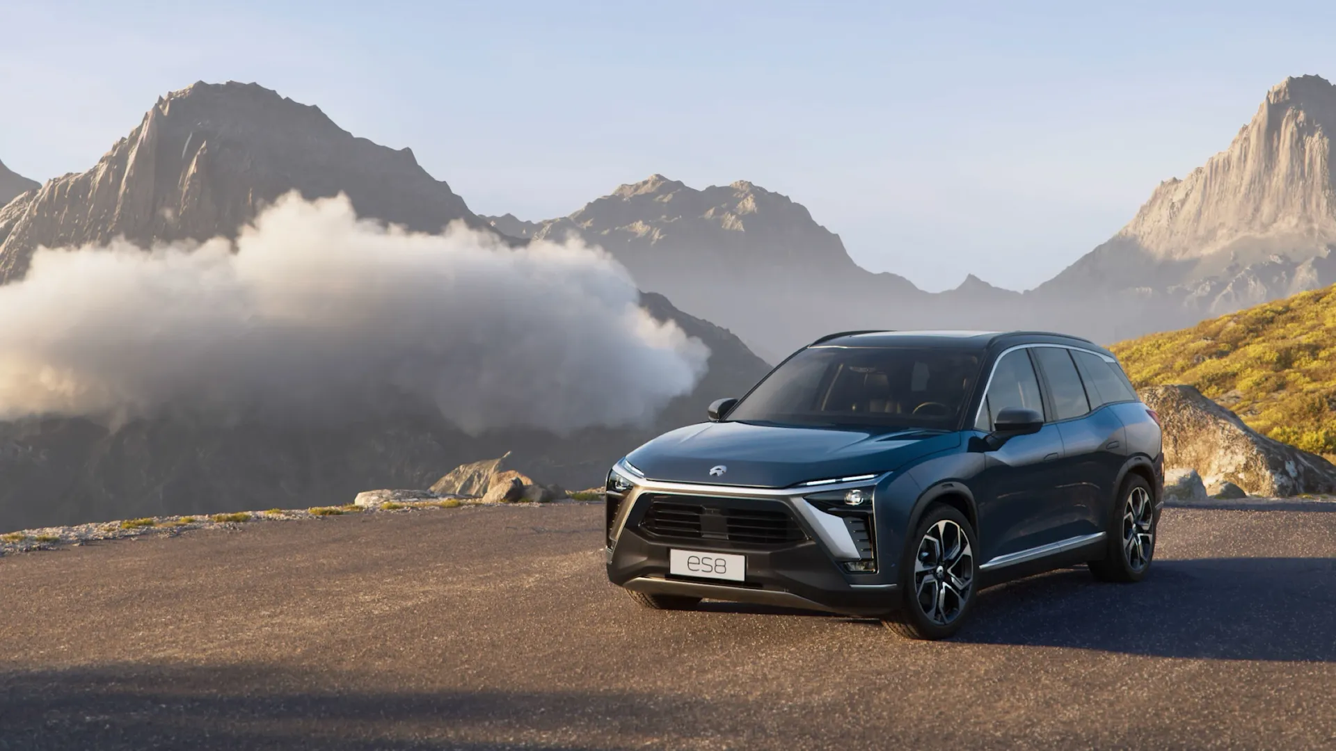Nio ES8