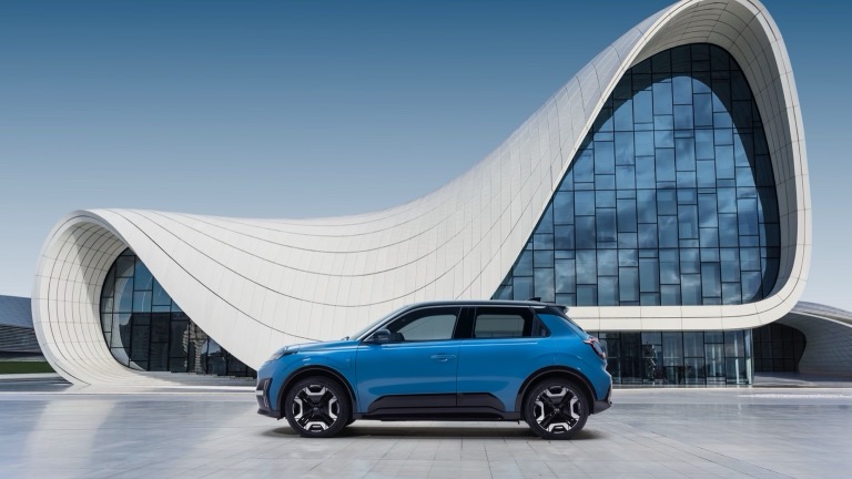 Nissan Micra Standard Range 40 kWh