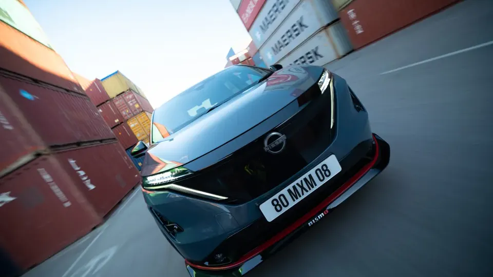 Elettronauti - Nissan Ariya NISMO - Esterno - Vista anteriore