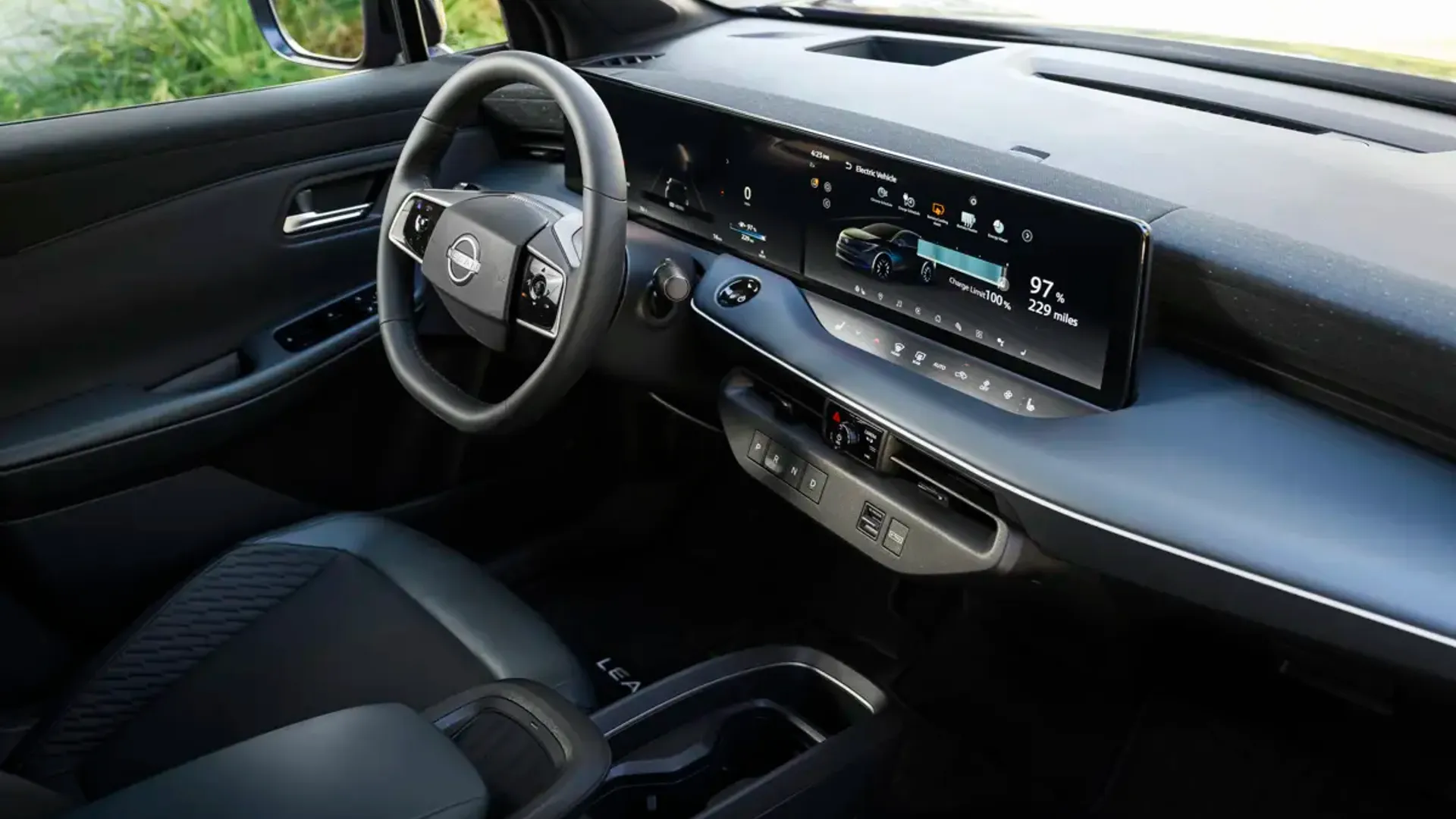 Elettronauti - Nissan Leaf Extended Range - Plancia - Vista della plancia