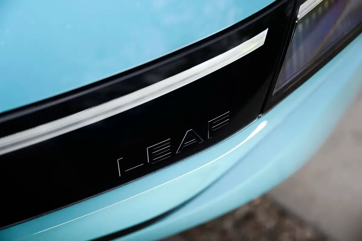 Elettronauti - Nissan Leaf Extended Range - Plancia - Vista della plancia