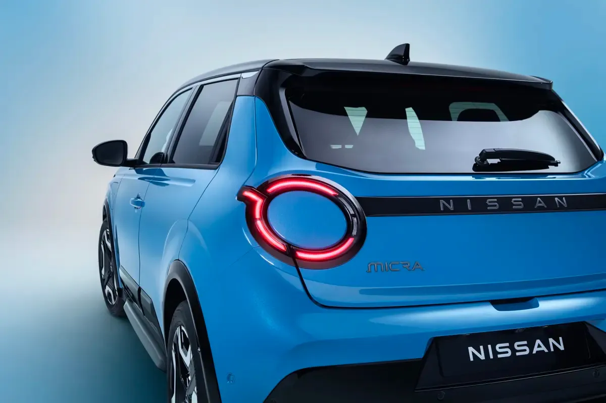 Elettronauti - Nissan Micra Extended Range 52 kWh - Giallo - Esterno - Vista posteriore