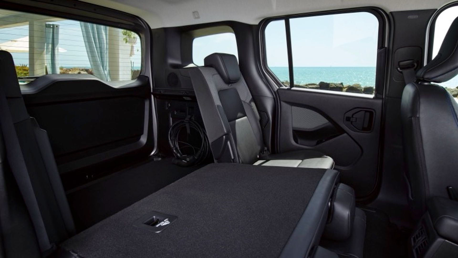 Elettronauti - Nissan Townstar EV Passenger - Blu - Esterno - Vista anteriore a tre quarti