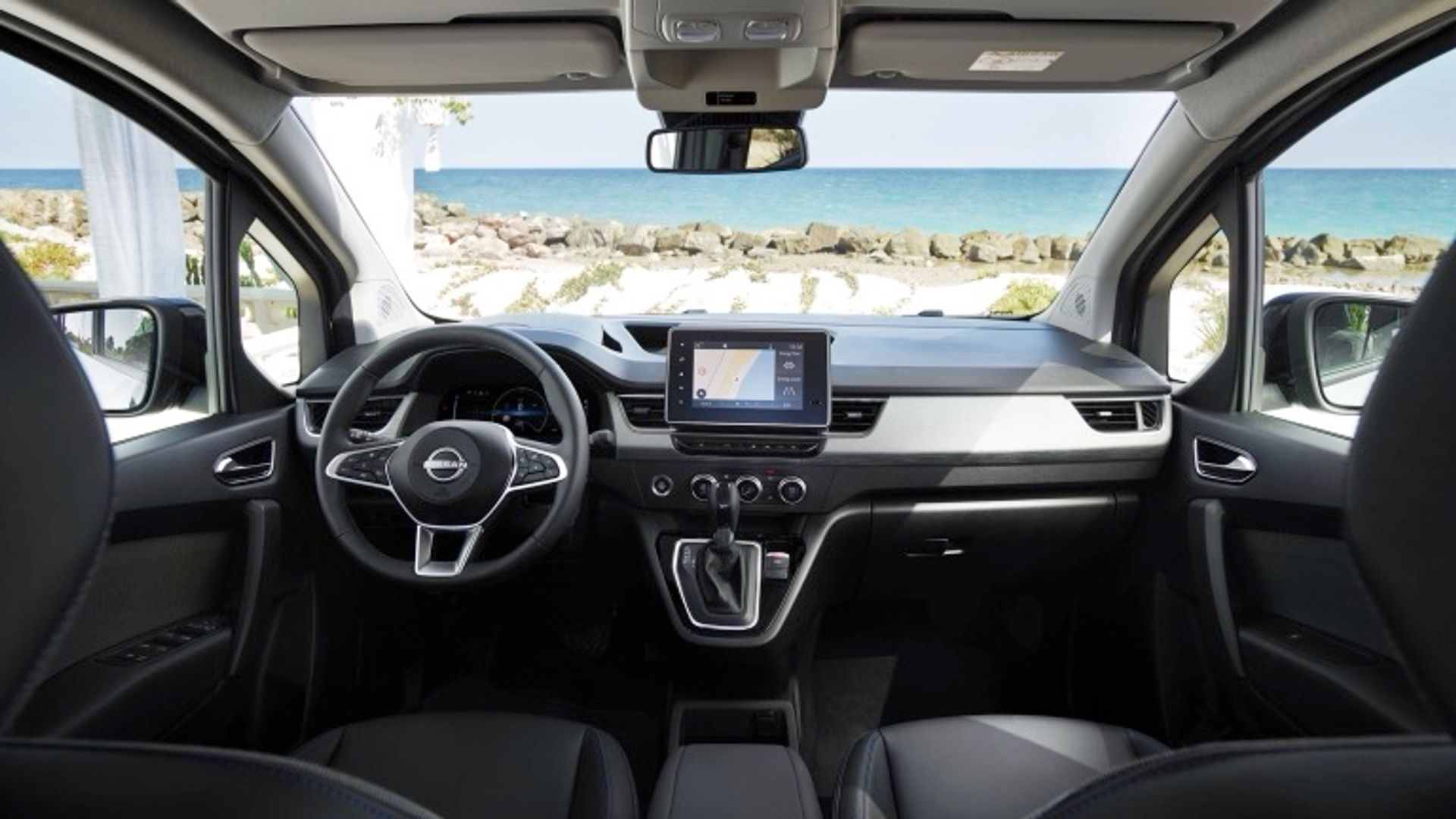 Elettronauti - Nissan Townstar EV Passenger - Bianco - Esterno - Vista anteriore a tre quarti