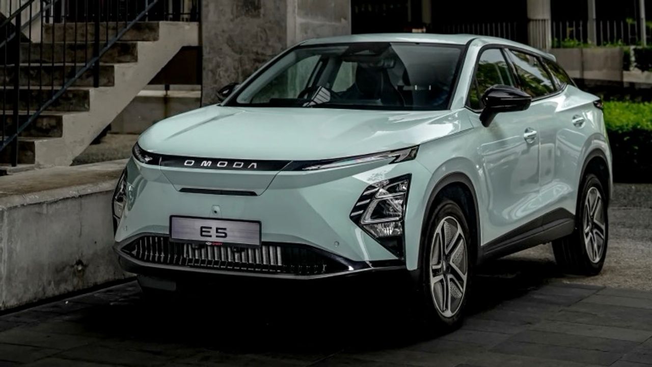 Omoda E5
