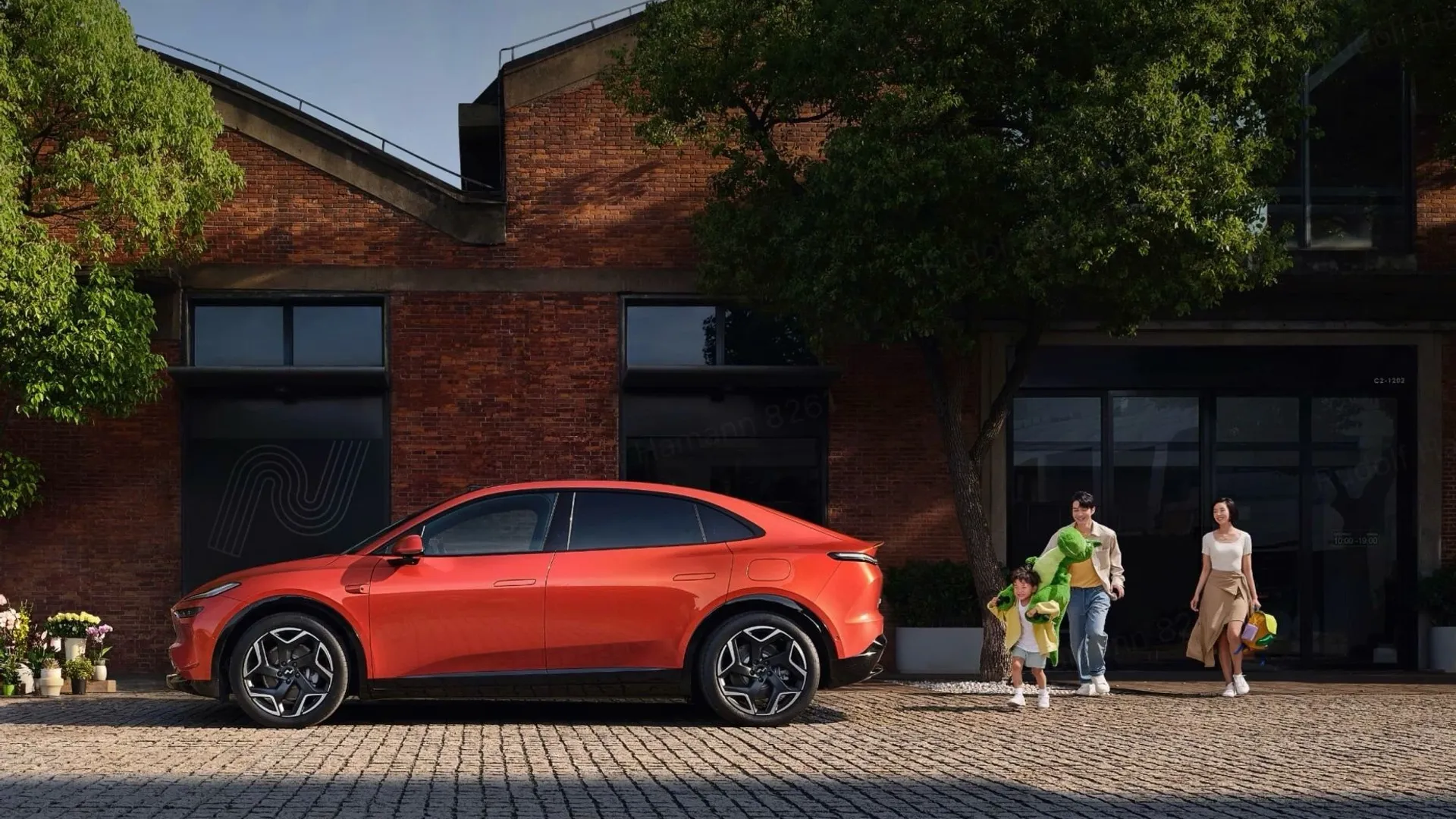 Onvo L60 AWD