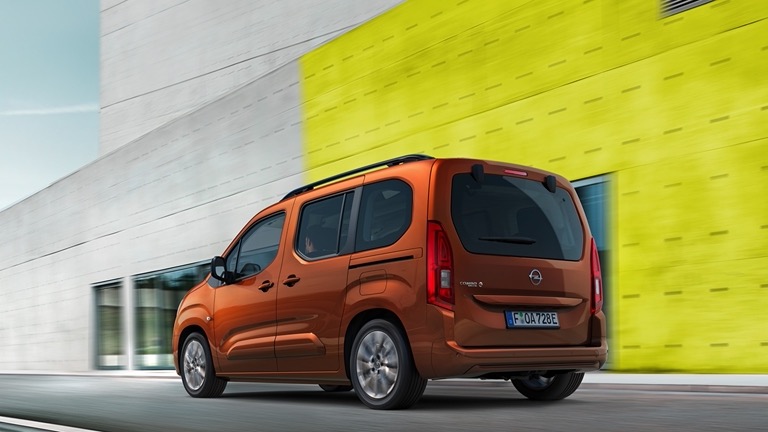 Opel Combo-e Life 50 kWh