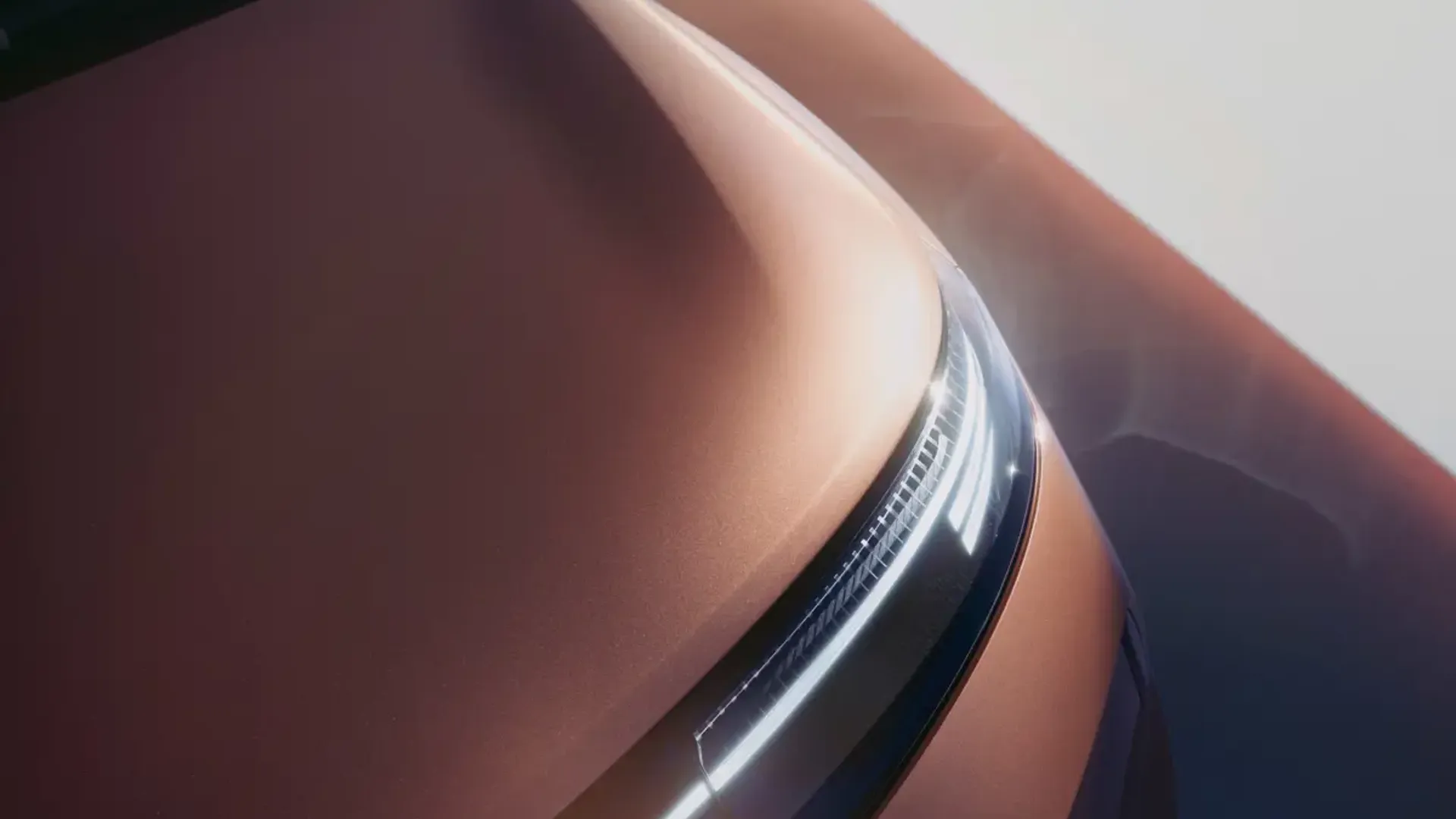 Elettronauti - Opel Grandland 73kWh AWD - Copper - Esterno - Vista anteriore a tre quarti