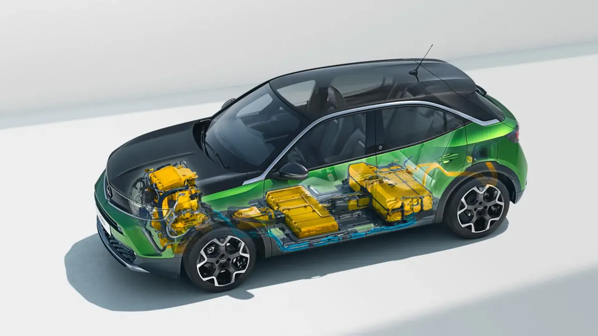 Elettronauti - Opel Mokka Electric - Schema tecnico - Vista anteriore a tre quarti
