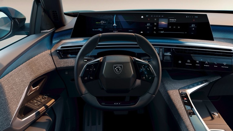 Peugeot e-3008 73 kWh