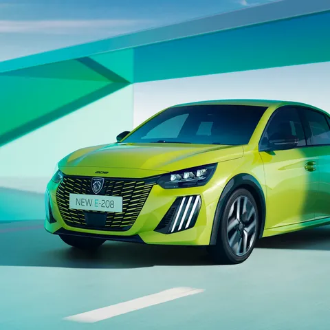 Elettronauti - Peugeot e-208